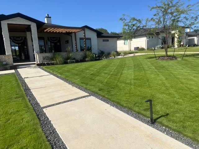 Striped Lawn & Maintenance